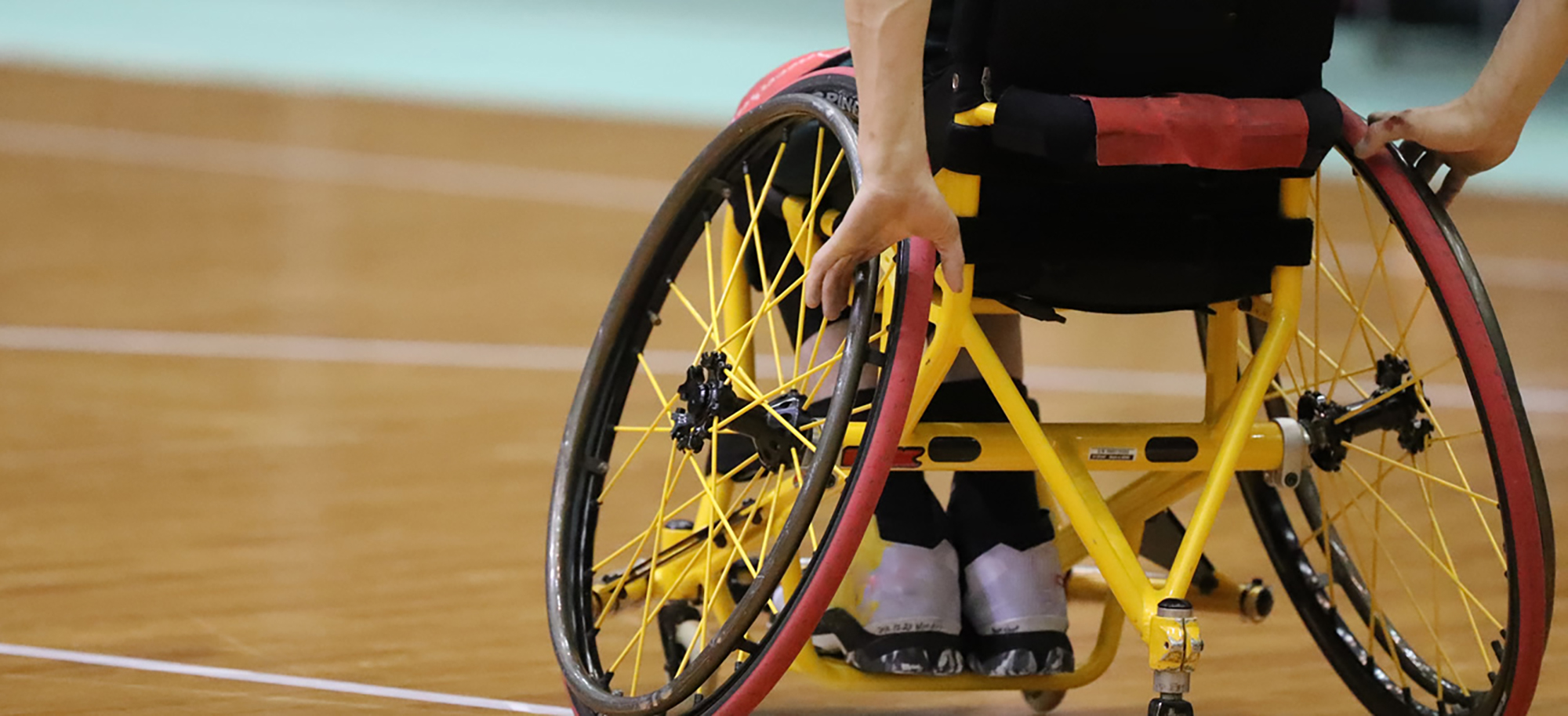 いよいよ2020年オリンピック・パラリンピックイヤー パラリンピックで活躍する競技用の車椅子と義肢